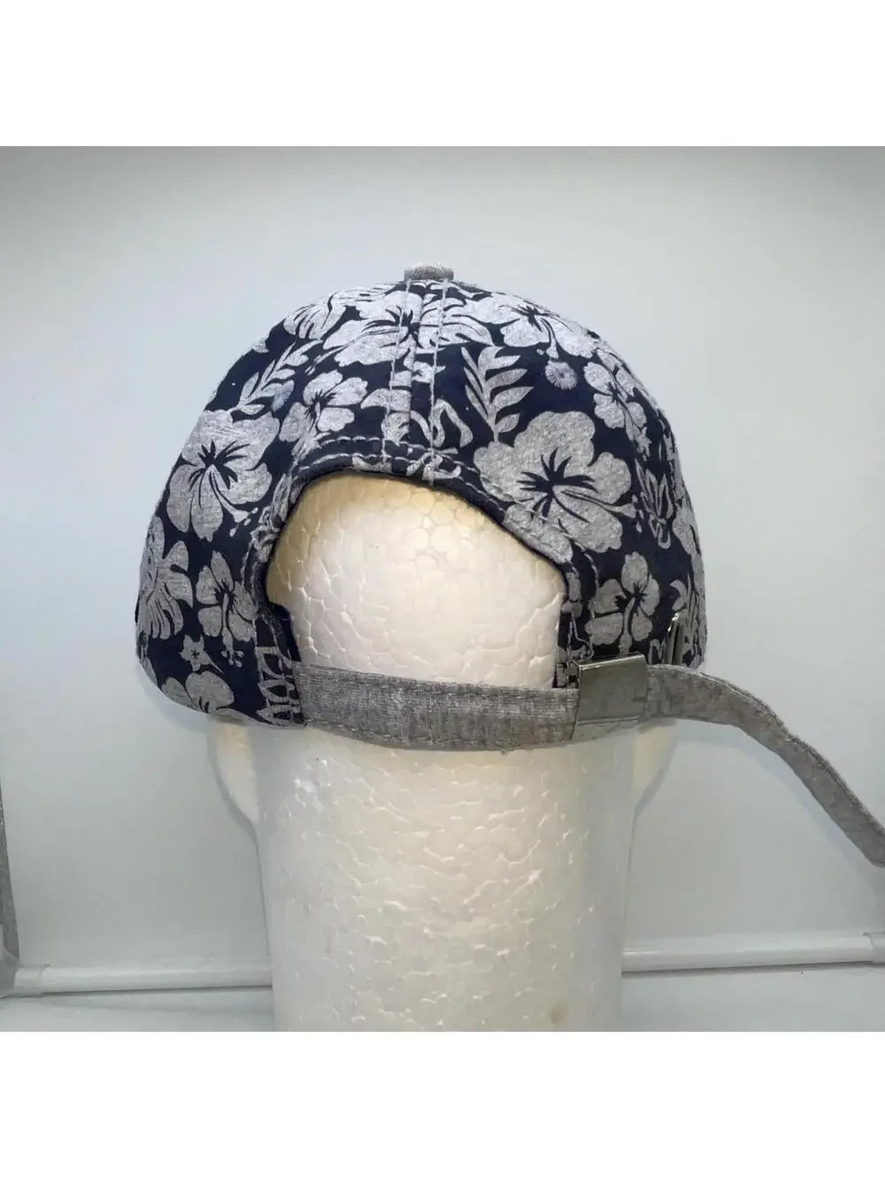 PSG Paris Saint Germain Adjustable 6-Panel Floral Hat Blue/Gray (57 Cm)